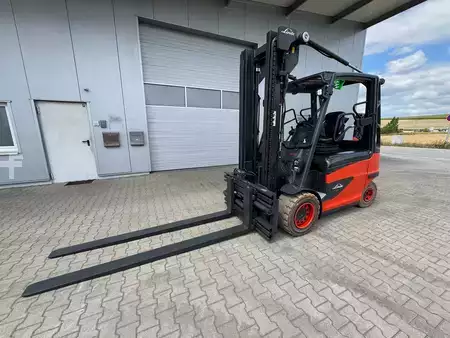 Elektro 4 Rad 2019  Linde E45/600H + Ladegerät 3605 --EK (5)