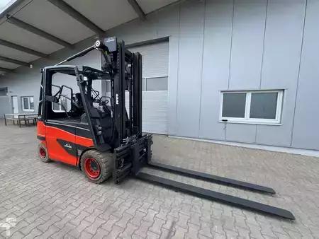 Elektro 4 Rad 2019  Linde E45/600H + Ladegerät 3605 --EK (8)