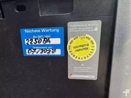 Carrelli elettrici 3 ruote 2015  Jungheinrich EFG113--EK (19)