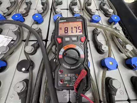 Elektro 4 Rad 2014  Linde E20/600H + Ladegerät NEU 80100--EK (12)