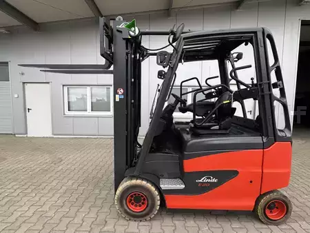 Elektro 4 Rad 2014  Linde E20/600H + Ladegerät NEU 80100--EK (1)