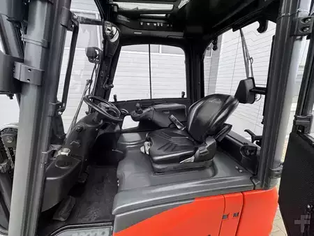 Elektro 4 Rad 2019  Linde E18PH  + Ladegerät NEU 48120 --EK (13)