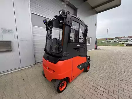 Elektro 4 Rad 2019  Linde E18PH  + Ladegerät NEU 48120 --EK (7)
