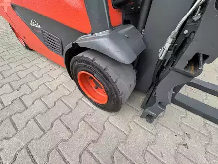Elektro 4 Rad 2019  Linde E18PH  + Ladegerät NEU 48120 --EK (9)