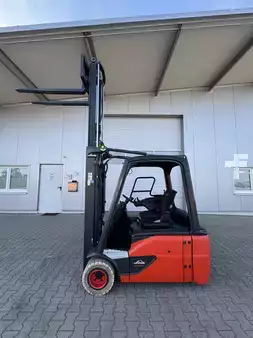 Elektro 3 Rad 2020  Linde E20L + Ladegerät NEU 48120--EK (4)