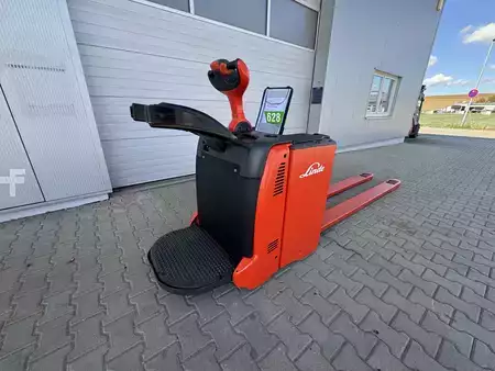 Niederhubwagen 2016  Linde T20AP--EK (5)