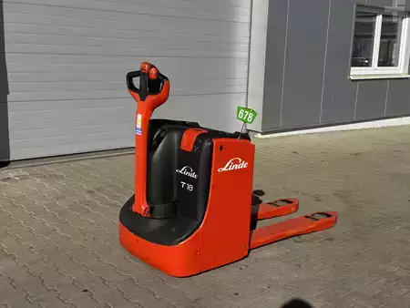 Niederhubwagen 2011  Linde T18--EK (5)