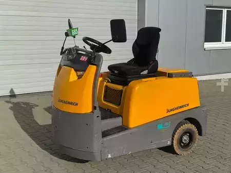 Tahač 2023  Jungheinrich EZS 570--EK (1)