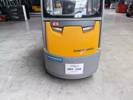 Tahač 2022  Jungheinrich EZS 570--EK (6)