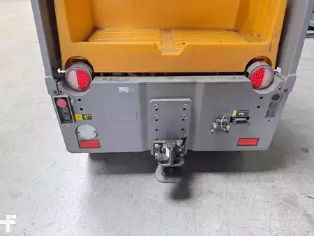 Tahač 2022  Jungheinrich EZS 570--EK (8)