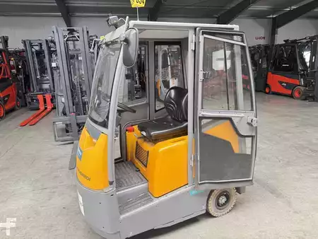 Tahač 2023  Jungheinrich EZS 570--EK (2)