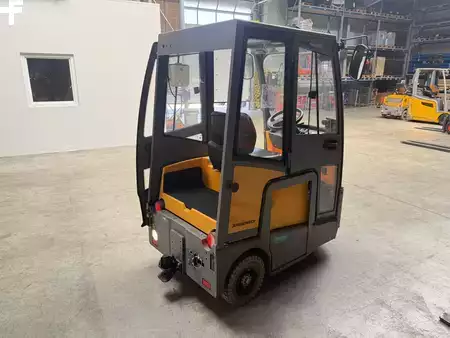 Tahač 2023  Jungheinrich EZS 570--EK (4)