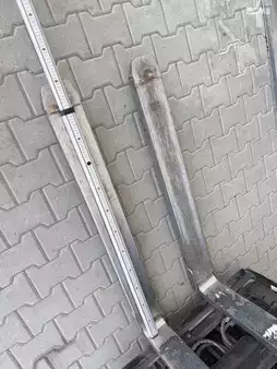 Wózki gazowe 2018  Toyota 06-8FG18F--EK (4)