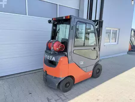 Wózki gazowe 2018  Toyota 06-8FG18F--EK (8)