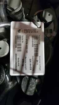 Ruční vysokozdvižný vozík 2025  BT SWE140L (4)