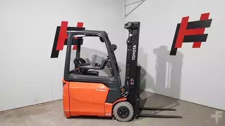 Elektro 3 Rad 2025  Toyota 9FBE15T (2)