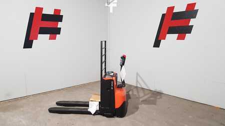 Niederhubwagen 2025  BT LWE160 (1)