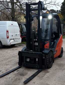 Diesel Forklifts 2014  Linde 393 EVO (1) 
