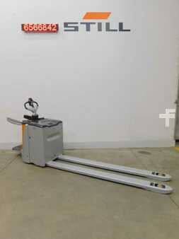 Stacker de condutor em pé 2021  Still EXH-SF20 (4)