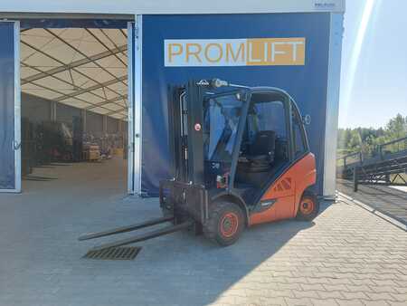 Propane Forklifts 2014  Linde H25T-02 (1) 