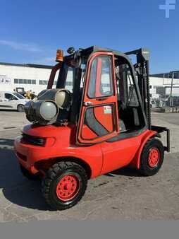 Chariots élévateurs GPL 2002  Linde H45T (9)