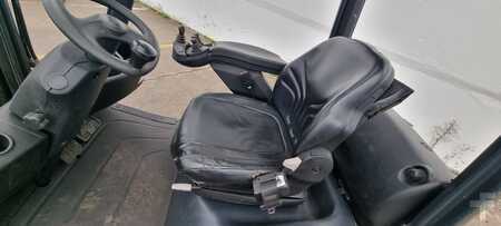 Chariots élévateurs GPL 2009  Linde H14T (13)