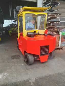 Compact Forklifts - Maxein KSL 60 TD (3)