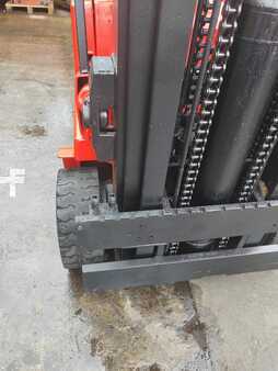 Kompaktní VZV - Clark C 500 70 Q (9)