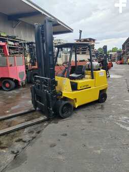 Kompaktní VZV - Hyster S4.50 XL (2)