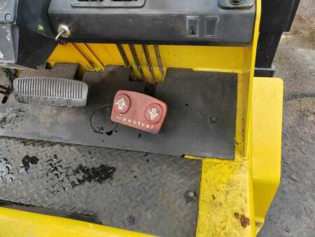 Kompaktní VZV - Hyster S4.50 XL (19)