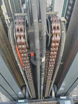 Treibgasstapler 2000  Nissan CPJ02A30PV (24)