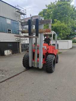 Terénní vysokozdvižný vozík 1988  O-K A50 (1)