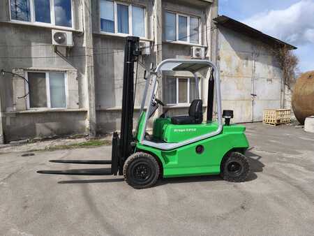 Dieseltrukki 2012  Cesab Drago(Toyota) 2.5t/2012y/ 4497mh Freelift (1)