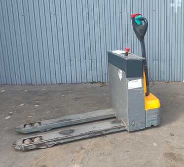 Niederhubwagen 2020  Jungheinrich EJE m13 Li Ion (x4pc. package) (1)