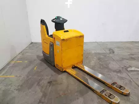 Nízkozdvižný vozík 2020  Jungheinrich ERE225 1400mm/ 465ah/ 4pc in stock (1)