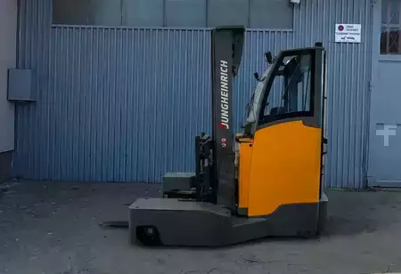 4 vejs reachtruck 2022  Jungheinrich ETV Q25 (1)