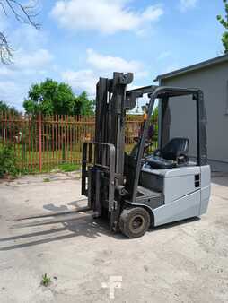 Elektro 3 Rad 2008  Nissan 1N1L15Q (1)
