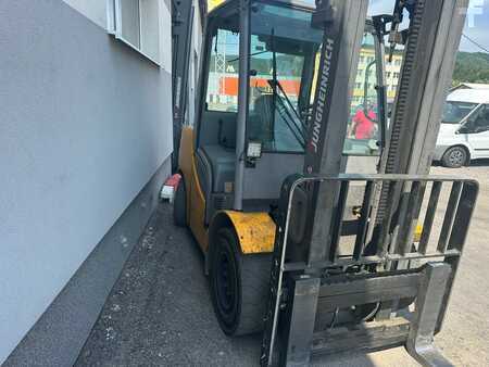 Dieselový VZV 2017  Jungheinrich DFG 550s (3)