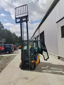LPG VZV 2018  Jungheinrich TFG316s LPG/ 3.3m/ 2018y/ 9151mh (8)