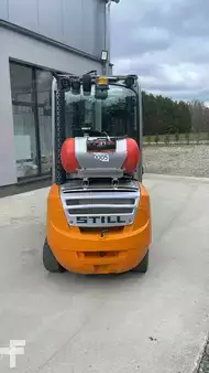 Gázüzemű targoncák 2016  Still RX70-30T 4.7m/ camera/ 4v (5)