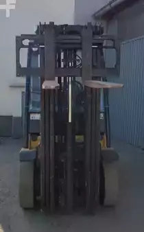 Carretilla elevadora GLP 2013  Yale GLP25VX (5)