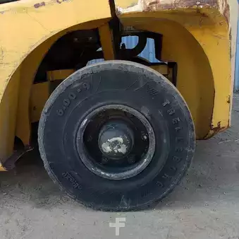 Carretilla elevadora GLP 2013  Yale GLP25VX (10)