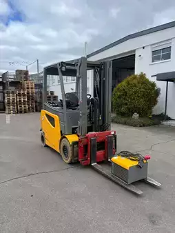 Elektro 4 Rad  Jungheinrich EFG 425k (3)