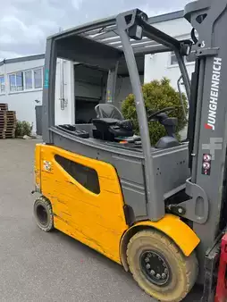 Elektro 4 Rad  Jungheinrich EFG 425k (4)