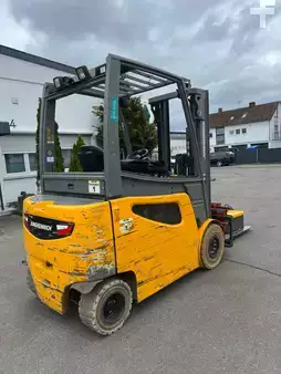 Elektro 4 Rad  Jungheinrich EFG 425k (5)