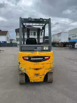 Elektro 4 Rad  Jungheinrich EFG 425k (6)