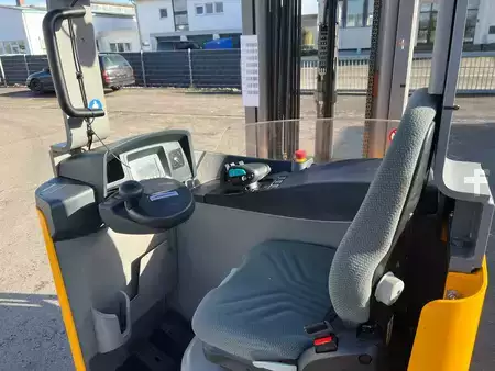 Skyvemast 2023  Jungheinrich ETM 214 Li-ion/ Camera/ drive-in (10)