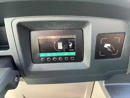 Skyvemast 2023  Jungheinrich ETM 214 Li-ion/ Camera/ drive-in (19)