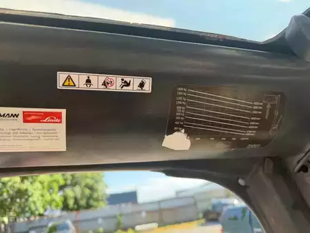 Empilhador diesel 2011  Linde H18D (21)