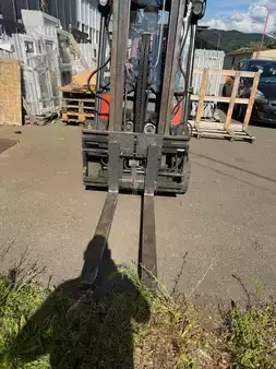 Empilhador diesel 2011  Linde H18D (17)